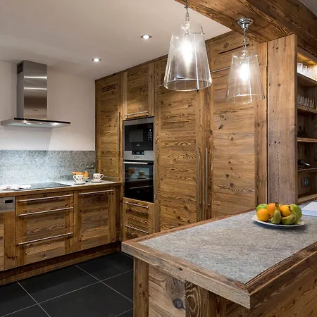 Apartment 1850 Ski-in/ski-out 6 Pers Avec Parking - Fr-1-575-59 Courchevel