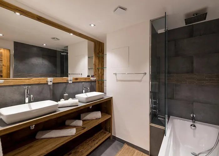 1850 Ski-in/ski-out 6 Pers Avec Parking - Fr-1-575-59 * Courchevel